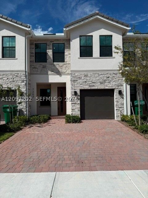 Property Photo:  7263 SW 46 St  FL 33314 