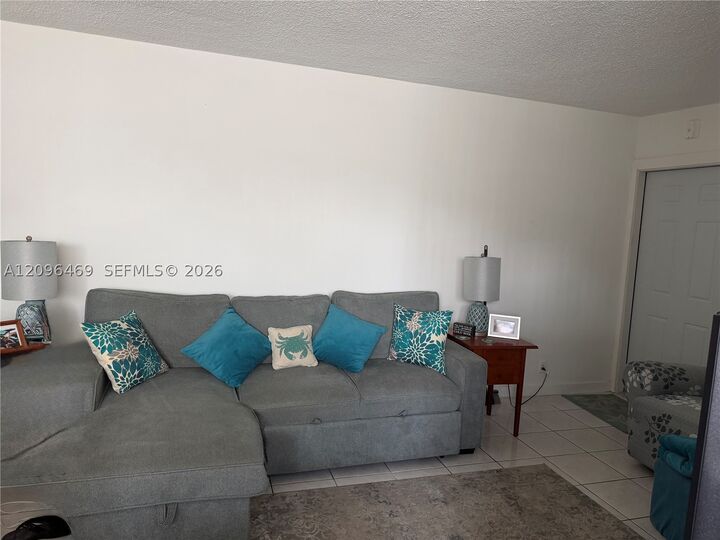 Property Photo: 1100 NE 1st Ct 118 FL 33009