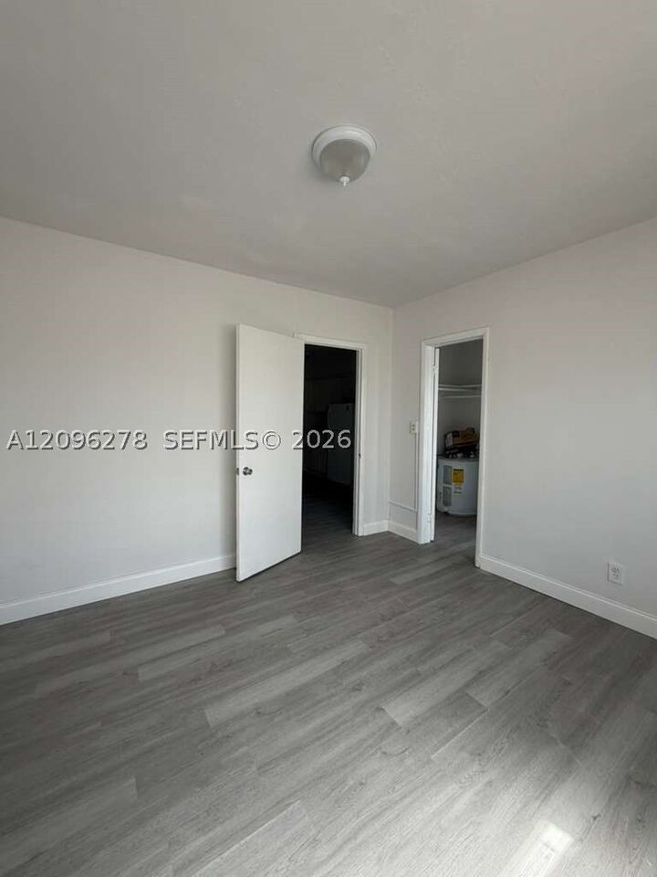 Property Photo:  1642 SW 7th St 5  FL 33135 