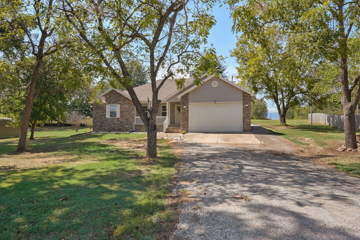 Property Photo:  417 N Sunset Avenue  MO 65613 