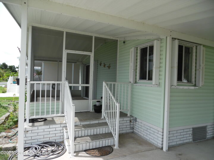 Property Photo:  7596 E Boxelder Road N  FL 32976 