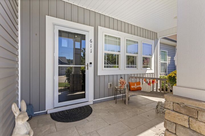 Property Photo: 611 Downing Way SC 29356