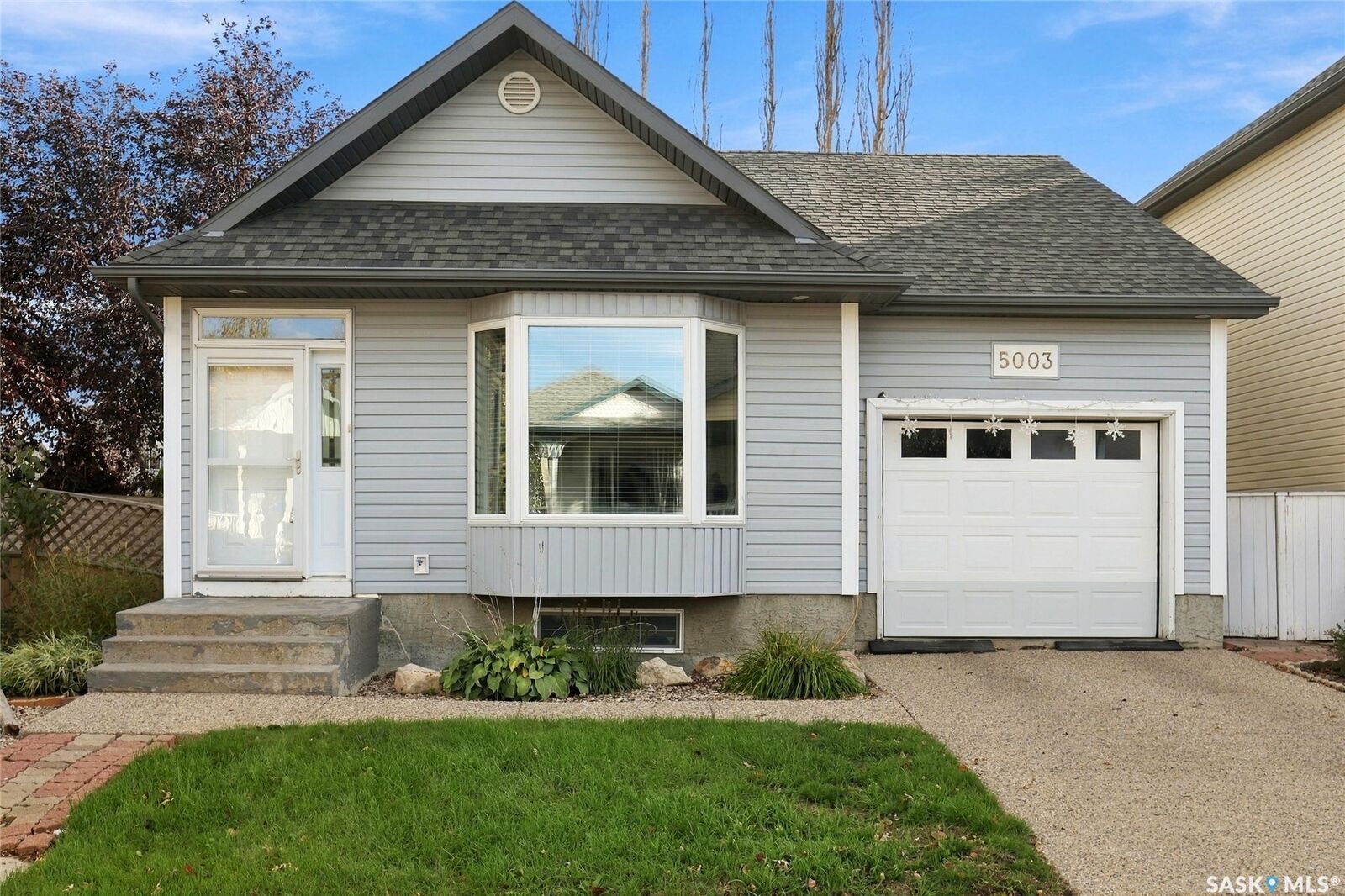 Property Photo: 5003 Primrose Lane SK S4X 4M7