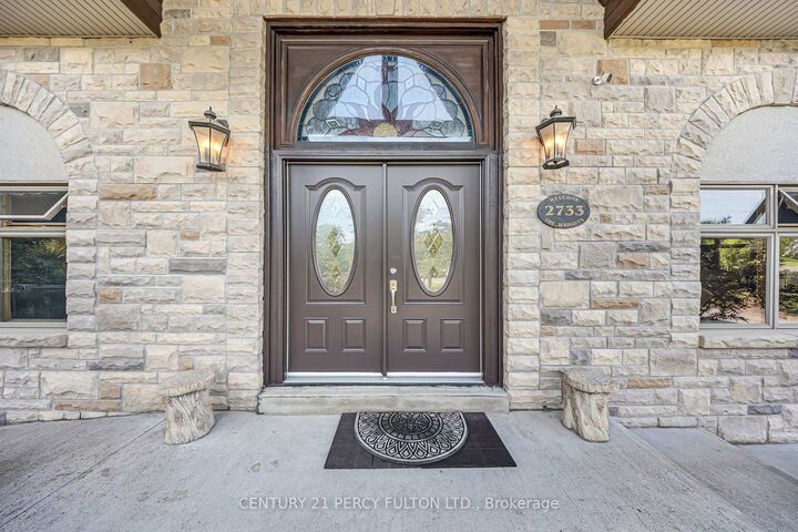 Property Photo:  2733 Taunton Road  ON L1C 7B1 