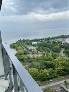 Photo de la propriété: 2220 Lakeshore Boulevard W 2810 ON M8V 0C1