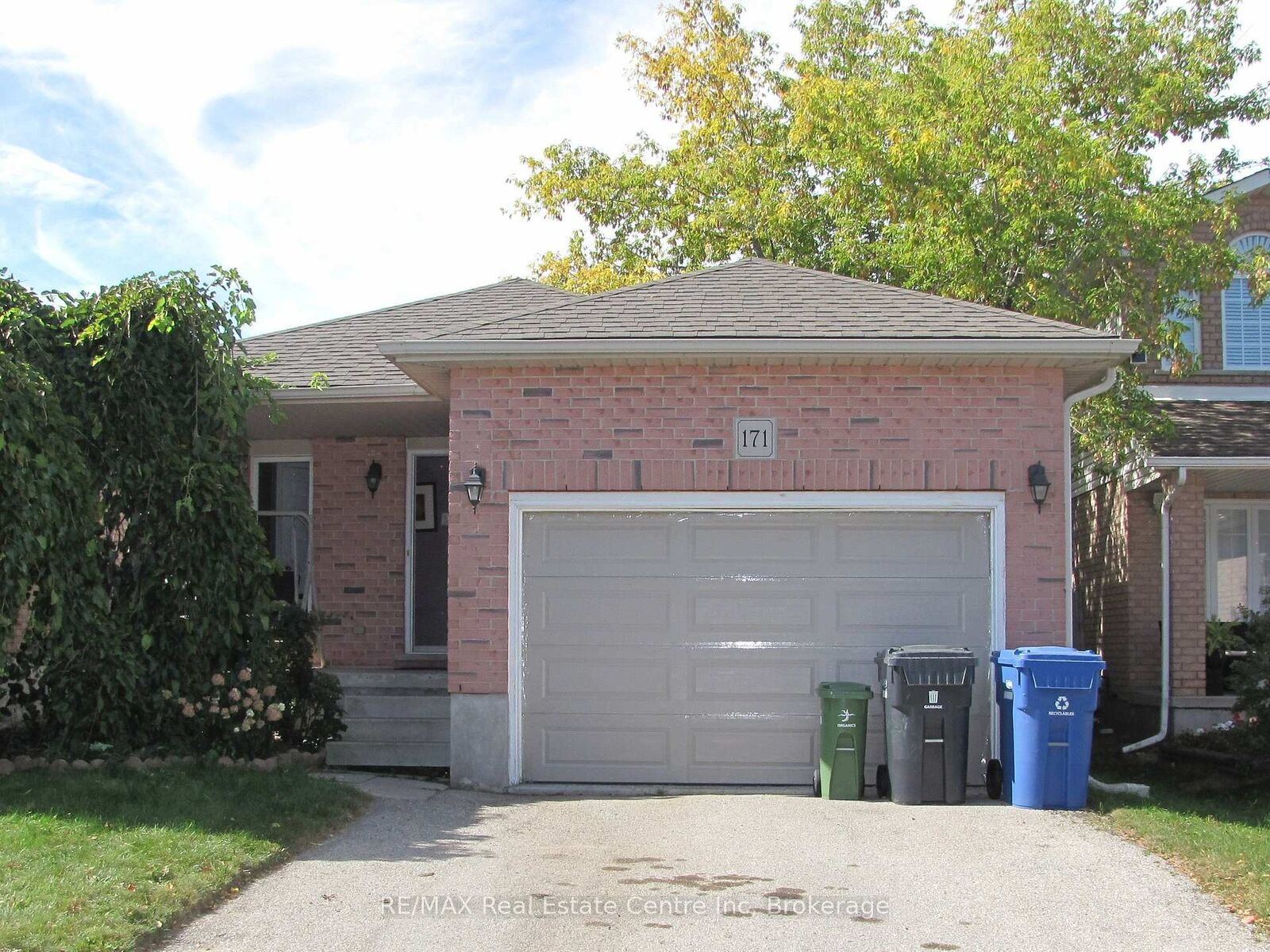 Property Photo:  171 Deerpath Drive  ON N1K 1W8 