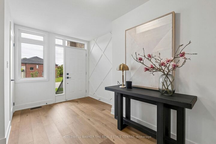 Property Photo:  5 Ballinger Way  ON L9P 1W6 