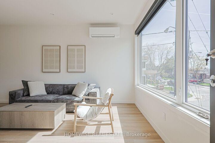 Property Photo:  159 Locksley Avenue 3  ON M6B 3N6 