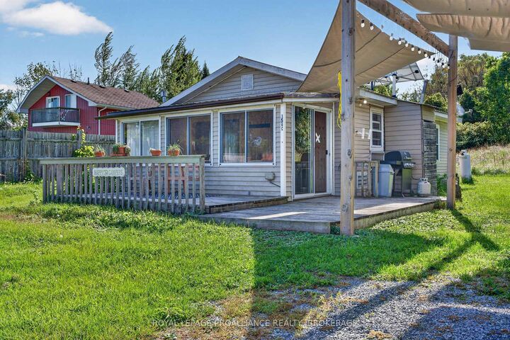 Property Photo:  356 Driscoll Road A &Amp C  ON K7G 2V6 