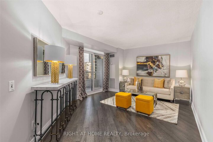 Property Photo:  15 Northtown Way 1029  ON M2N 7A2 