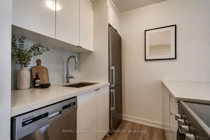Property Photo: 15 Gamble Avenue 303 ON M4K 2H3