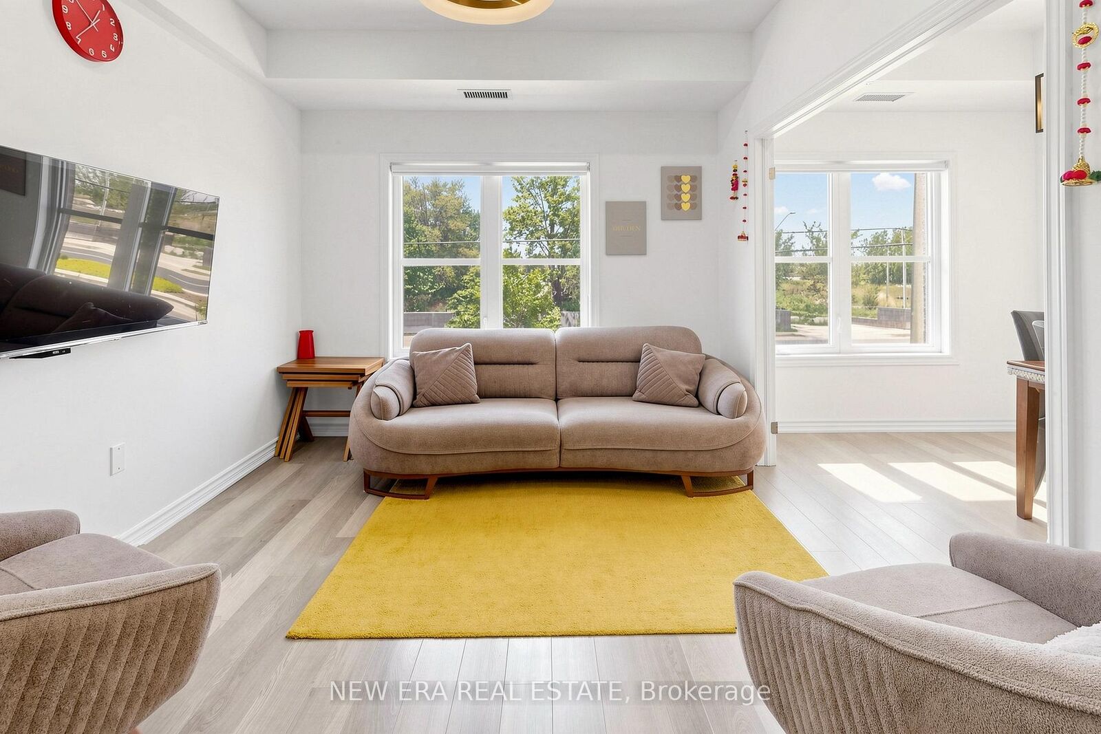 Property Photo:  3865 Major Mackenzie Drive W 216  ON L4L 4P4 