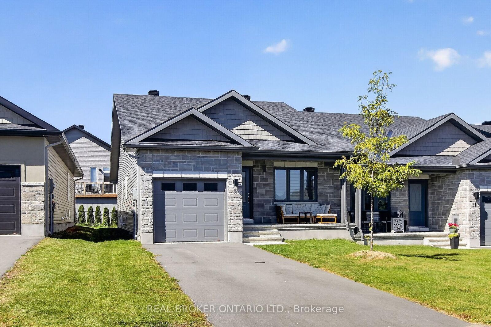 Property Photo: 9 Yade Road ON K7S 0K1