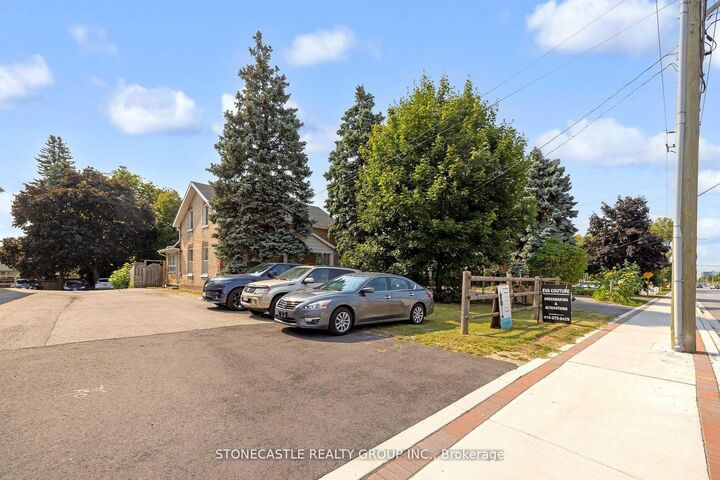 Property Photo:  2321 Major Mackenzie Drive W  ON L6A 1R8 