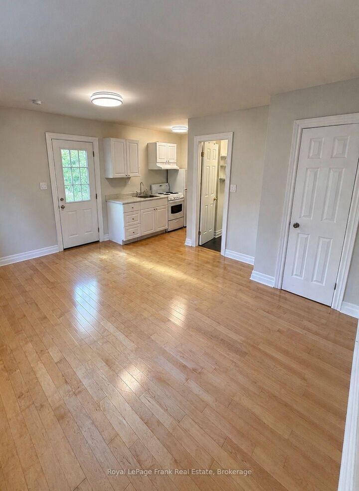 Property Photo:  2590 Taunton Road  ON L1C 7A9 