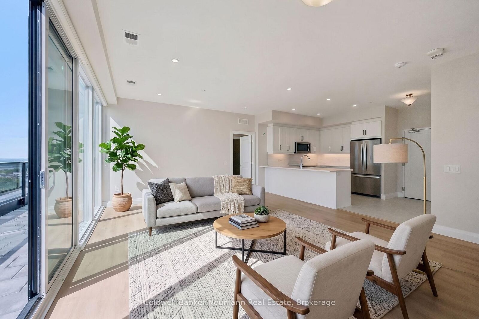 Property Photo:  1882 Gordon Street 804  ON N1L 0P6 