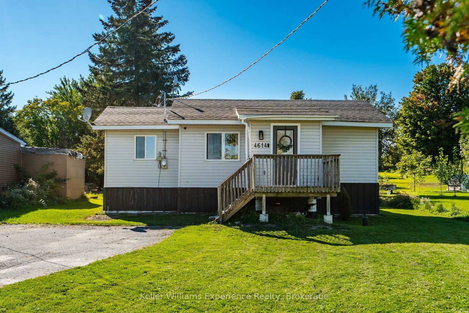 Property Photo:  4614 25 Side Road  ON L3V 6H7 