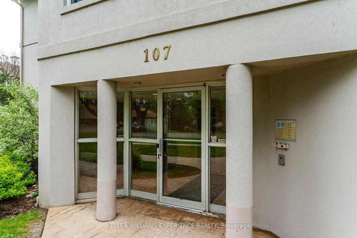 Property Photo:  107 Bond Street 208  ON L3V 1J7 