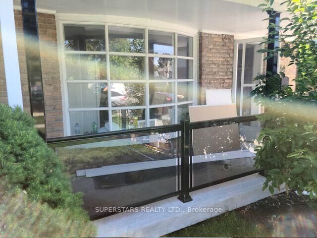 Property Photo: 34 Sexton Crescent Main ON M2H 2L5