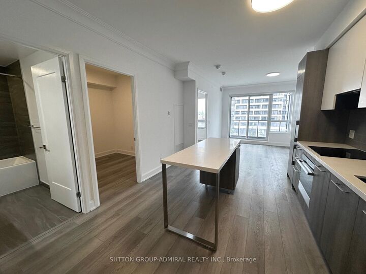 Property Photo:  8 Water Walk Drive 509  ON L3R 6L4 