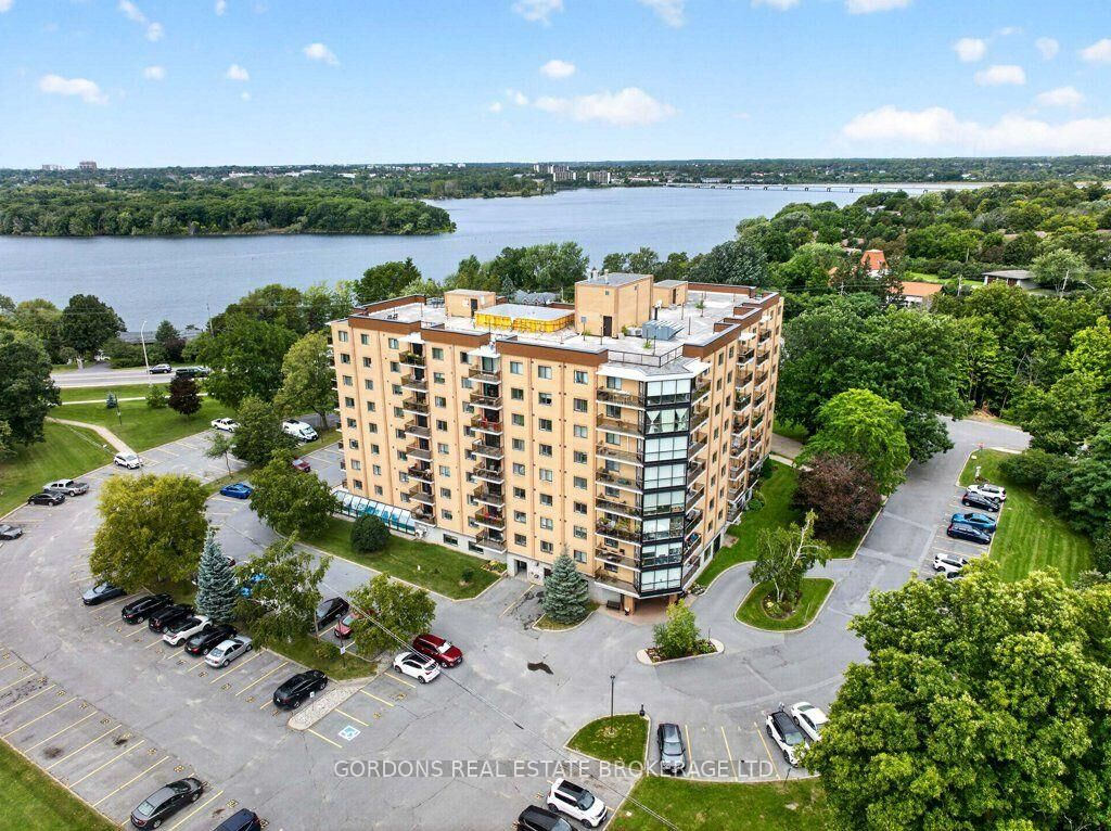Property Photo:  120 Barrett Court 201  ON K7L 5H6 