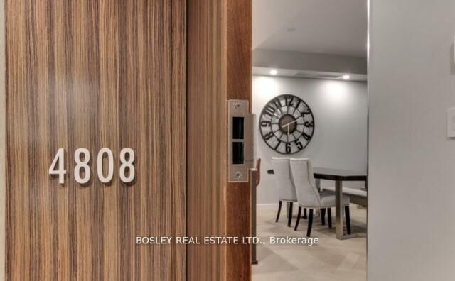 Property Photo:  180 University Avenue 4808  ON M5H 0A2 