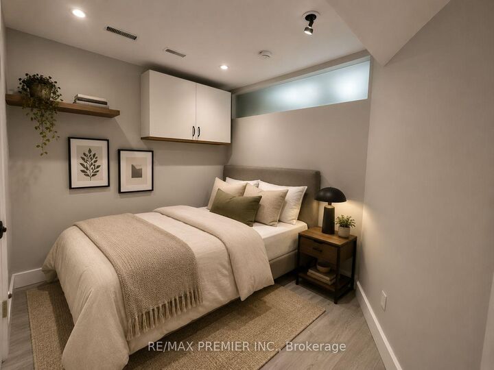 Property Photo:  50 Pape Avenue 1  ON M4M 2V6 