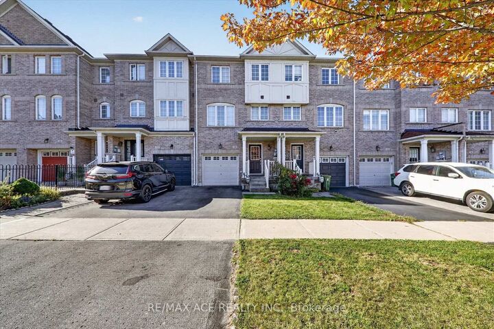 Property Photo:  14 Pilkington Drive  ON M1L 0B7 