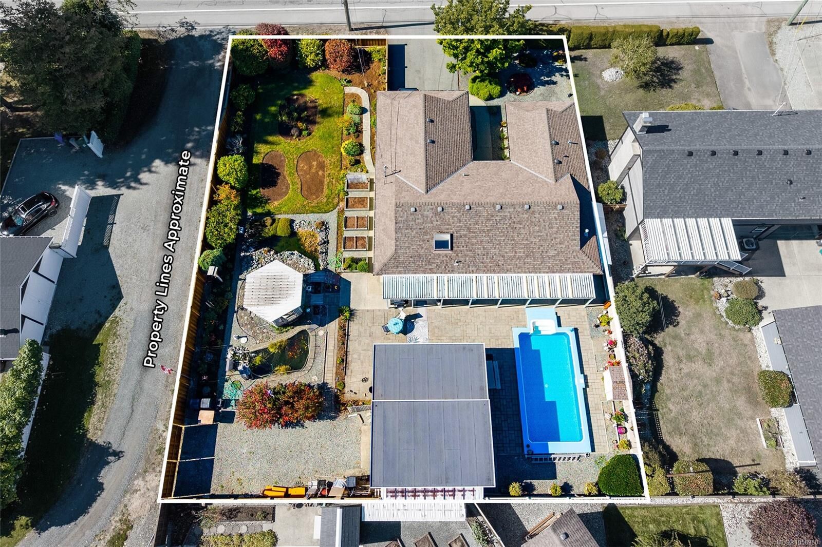 Property Photo:  5449 Falls St  BC V9Y 7K5 
