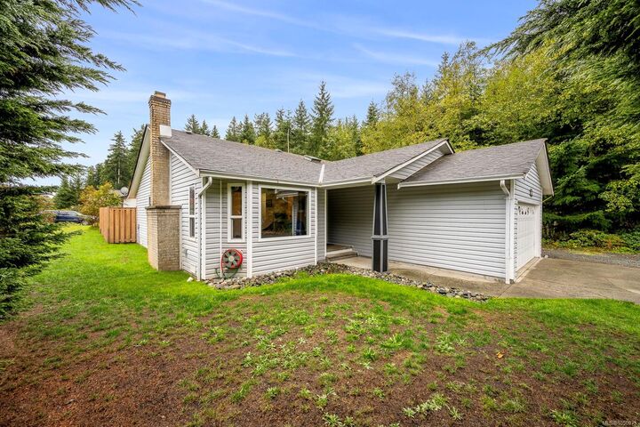 Property Photo:  610 McPhedran Rd S  BC V9W 7M7 