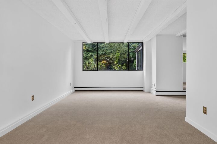 Property Photo:  620 Seventh Avenue 104  BC V3M 5T6 
