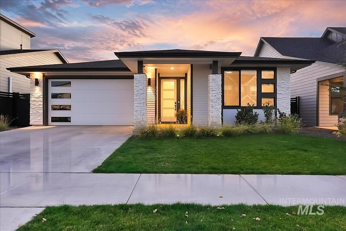 Property Photo: 7771 W Daybreak Run Ct ID 83646