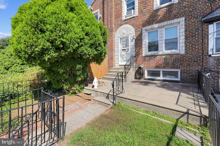 Property Photo:  1307 Magee Avenue  PA 19111 