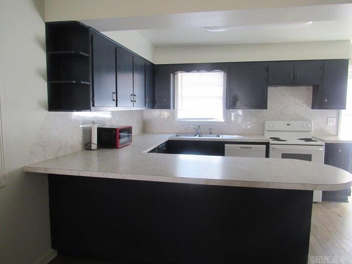 Property Photo:  109 E Scott St  AR 72024 