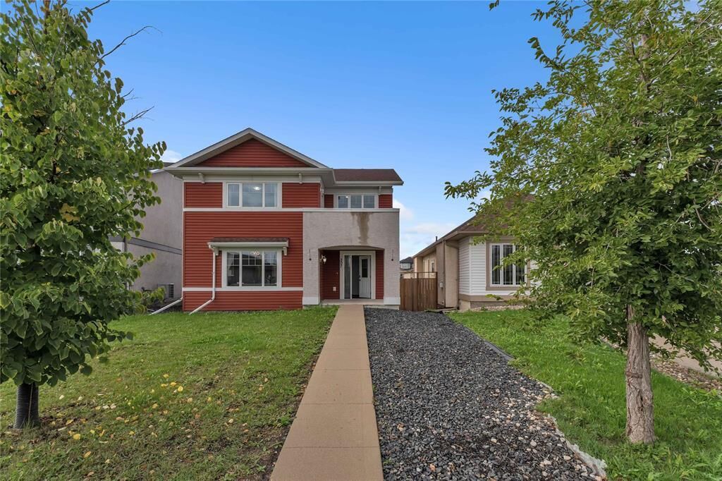 Property Photo:  307 Brookfield Crescent  MB R3Y 1N3 