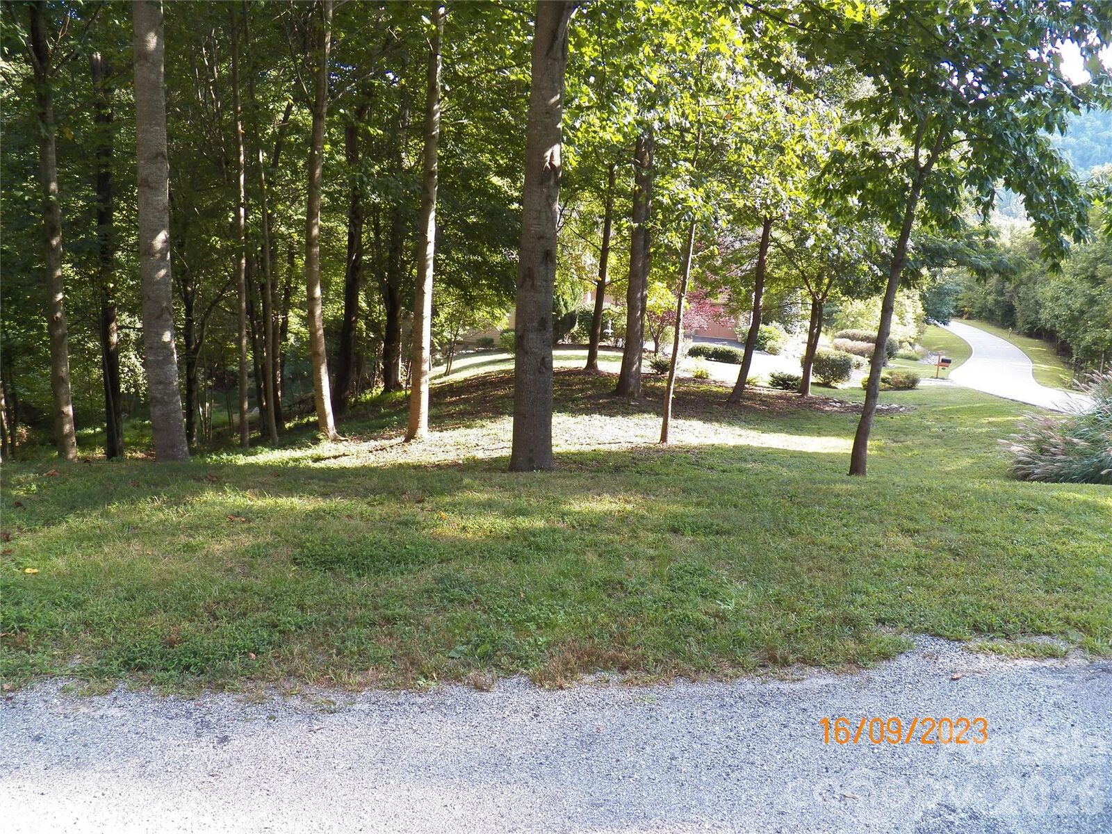 Property Photo:  270 Somersby Parkway  NC 28739 