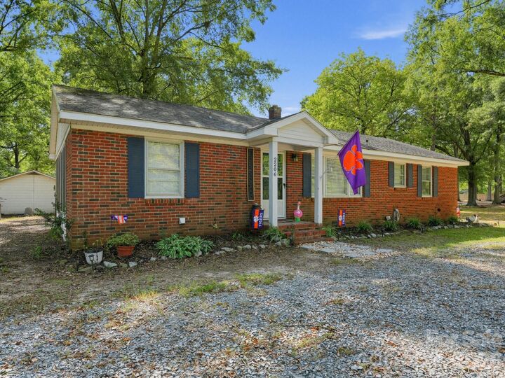 Property Photo: 2206 White Store Road NC 28112