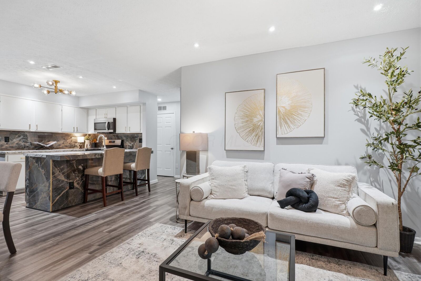 Property Photo:  5334 Darlington Road  OH 43220 
