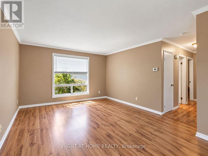 Property Photo:  207-209 Inshes Avenue  ON N7M 2Z5 