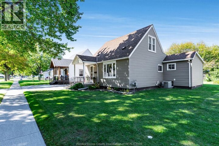 Property Photo:  111 Mill Street East  ON N8H 1S4 