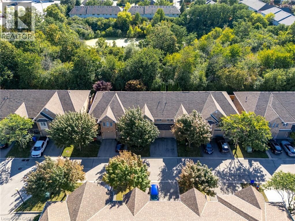 Property Photo:  1276 Silvan Forest Drive 20  ON L7M 4V8 