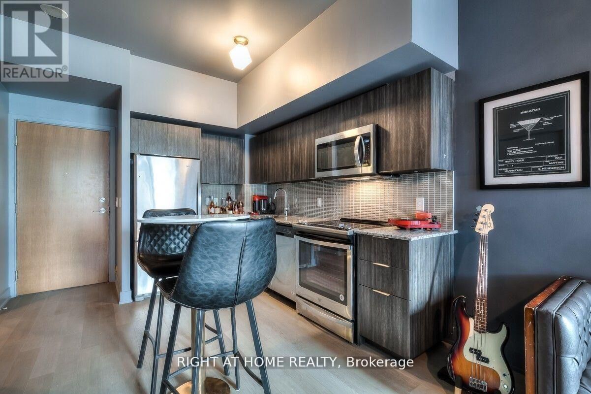 Property Photo: 30 Shore Breeze Drive 540 ON M8V 1A1