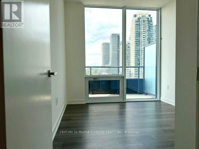 Property Photo:  448 Burnhamthorpe Road West 607  ON L5B 0R4 