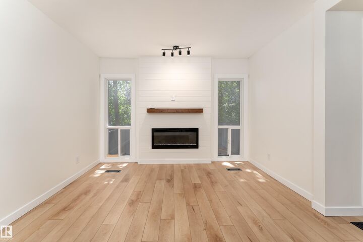 Property Photo:  1415 62 Street NW 10  AB T6L 4K1 