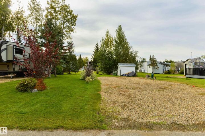 Property Photo:  53126 Rge Road 70 186  AB T0E 0W0 