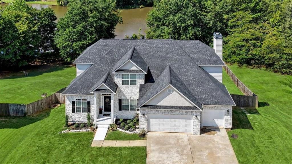 Property Photo:  2048 Reserve Parkway  GA 30253 