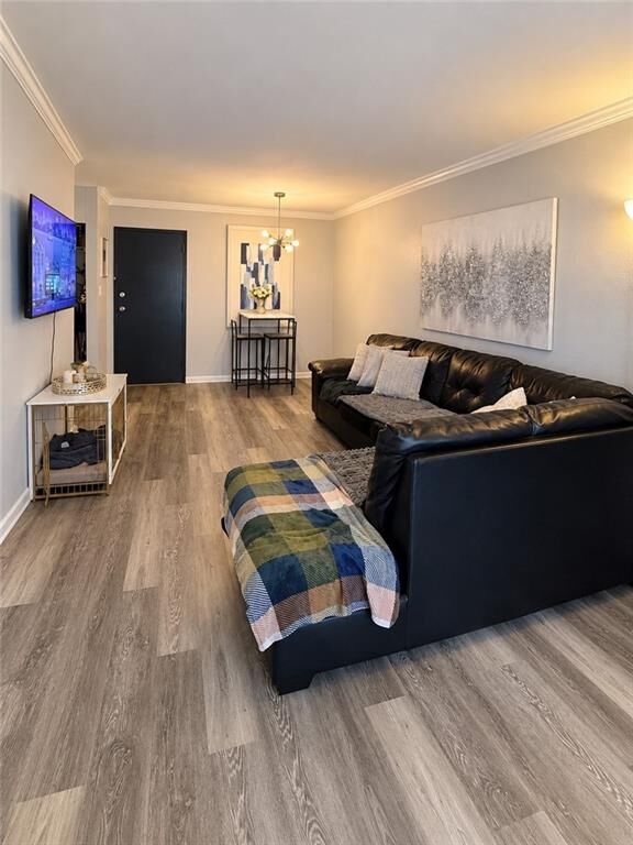 Property Photo: 395 Pharr Road NE 103 GA 30305