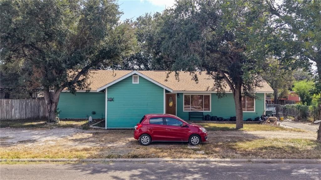 Property Photo:  212 E 11th Street  TX 78589 