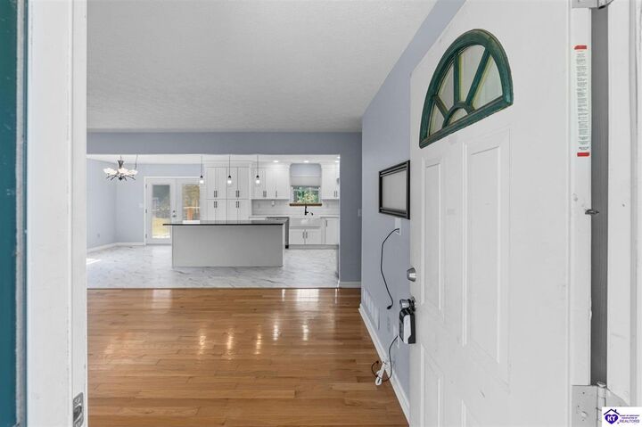 Property Photo: 115 Circle View Drive KY 40175