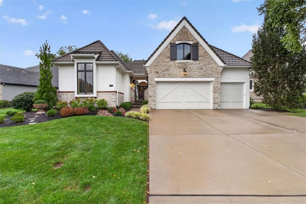 Property Photo:  15216 Fontana Street  KS 66224 